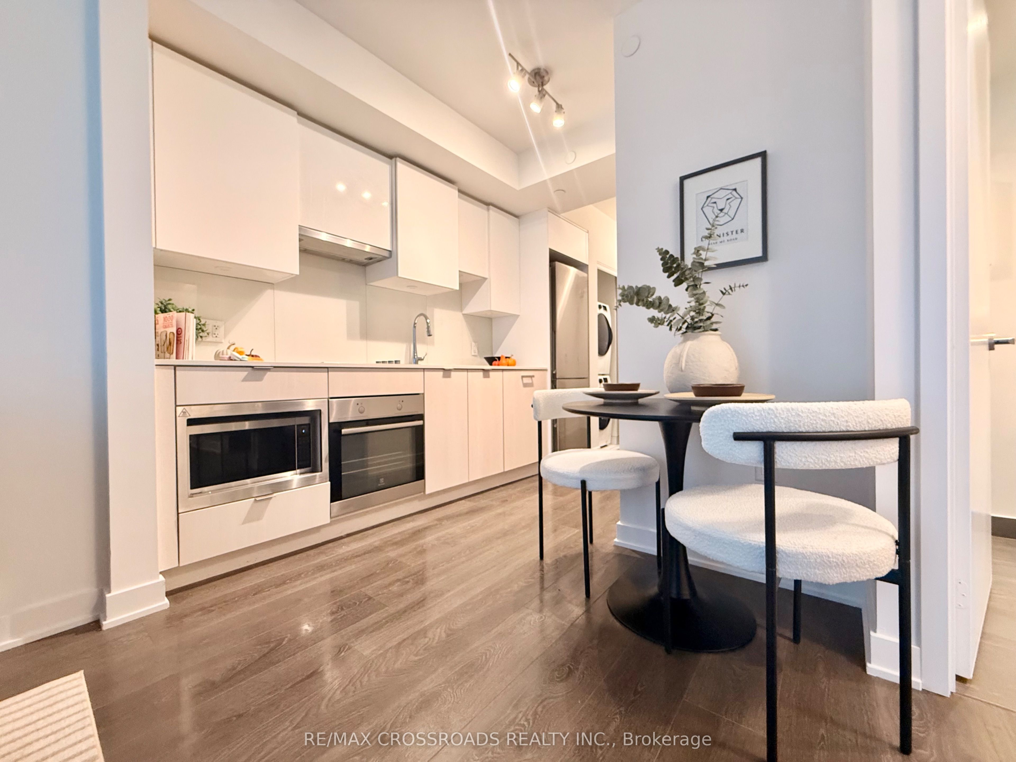 Additional image 4 of 2301-195 Redpath Avenue, Toronto, ON, M4P 0E4