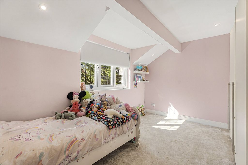 Additional image 16 of 4 bed detached house for saleThe Warren, Radlett, Hertfordshire WD7