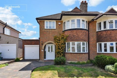 Tabor Gardens, Cheam, Sutton SM3