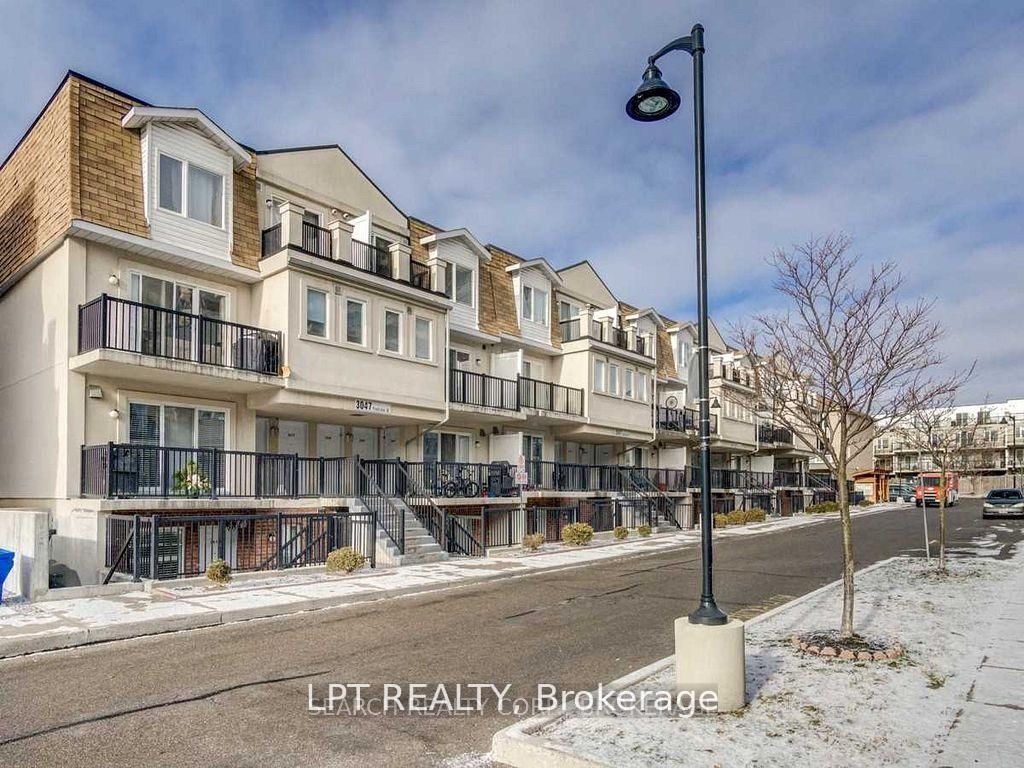 2059-3047 Finch Avenue, Toronto, ON, M9M 0A5