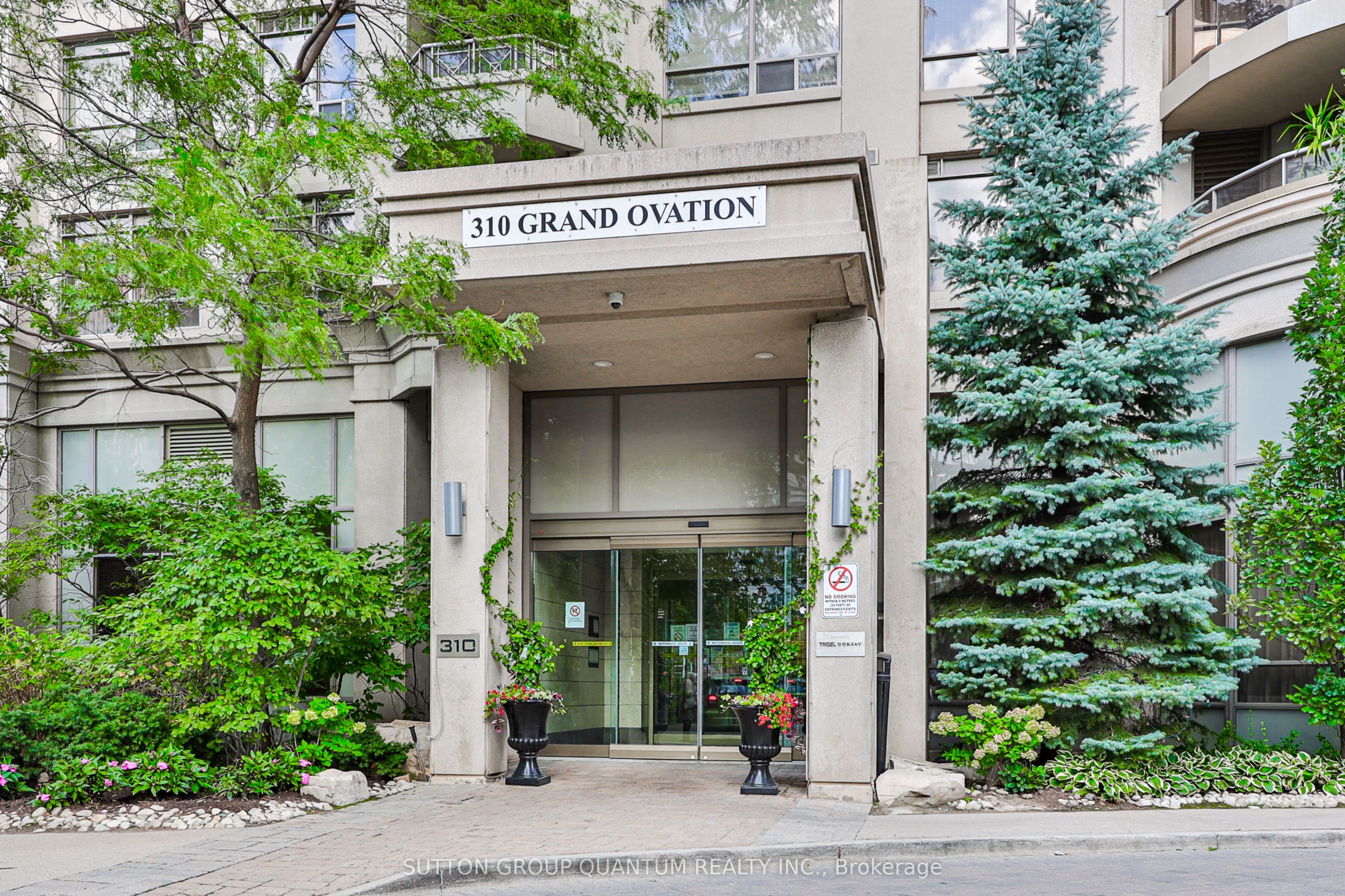 1602-310 Burnhamthorpe Road W, Mississauga, ON, L5B 4P9 photo 3