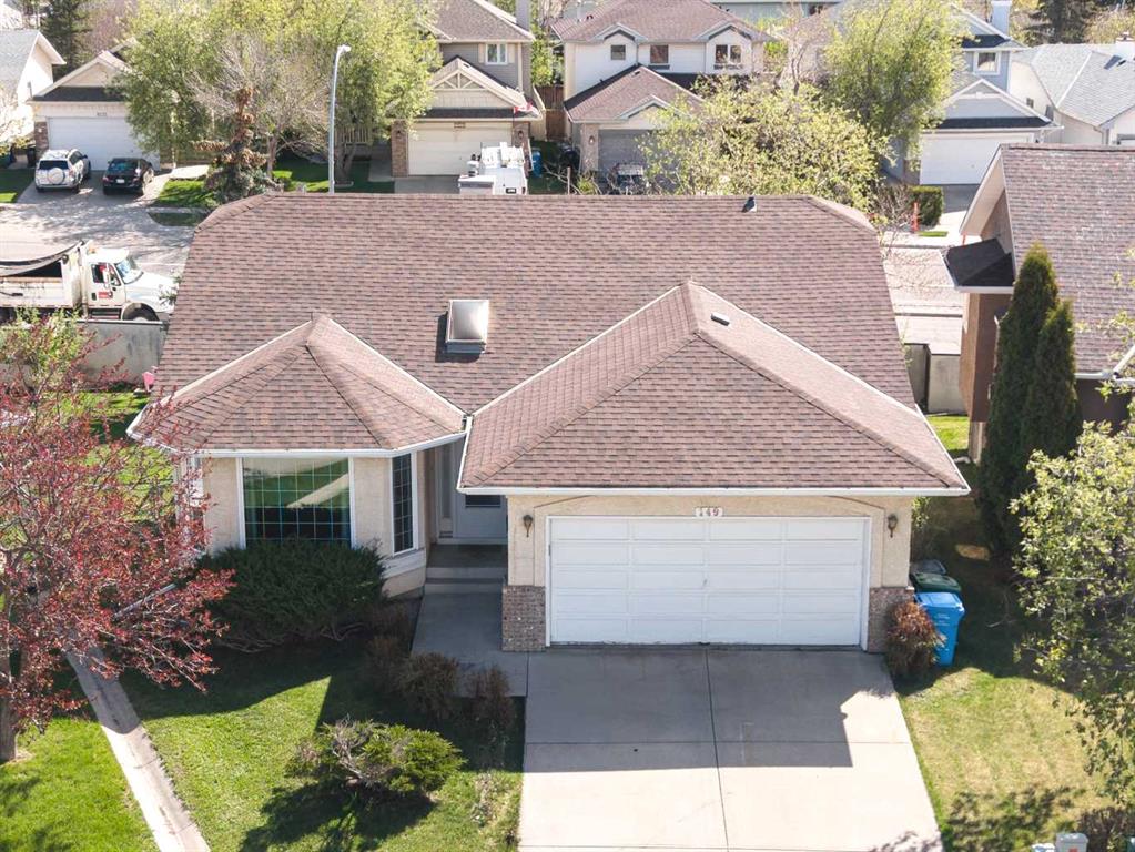 149 Sceptre Court NW, Calgary, AB, T3L 1X9