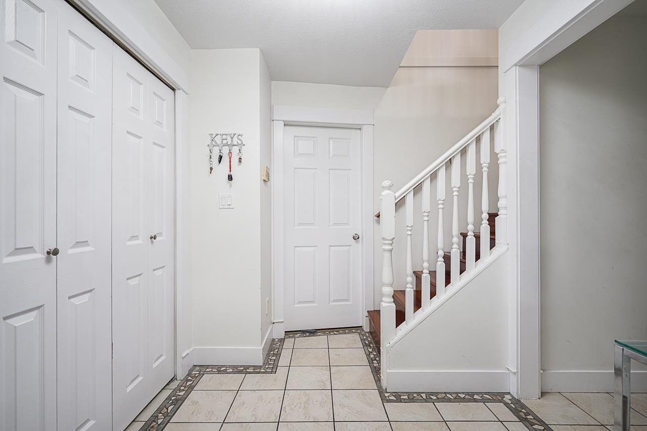 Additional image 6 of 11698 206a Street, Maple Ridge, BC, V2X 0X8
