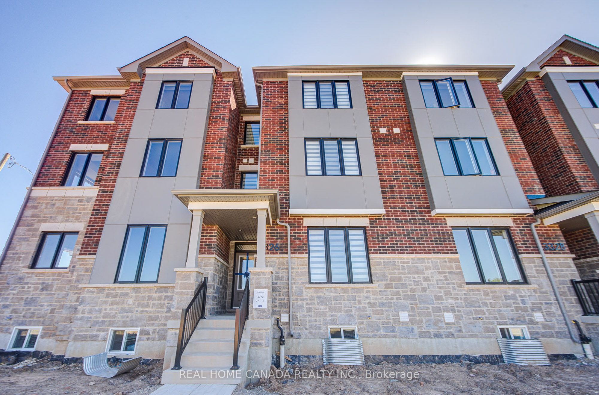 3326 Dove Drive, Oakville, ON, L6H 8B5