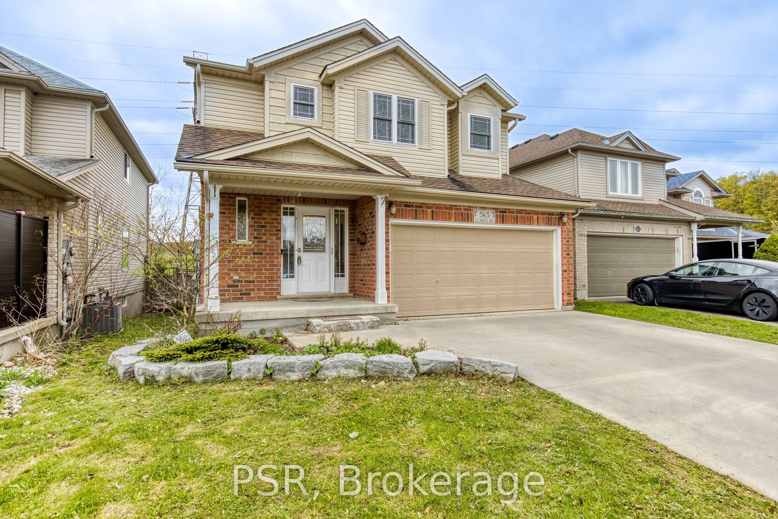 565 St Moritz Avenue, Waterloo, ON, N2T 2Z3