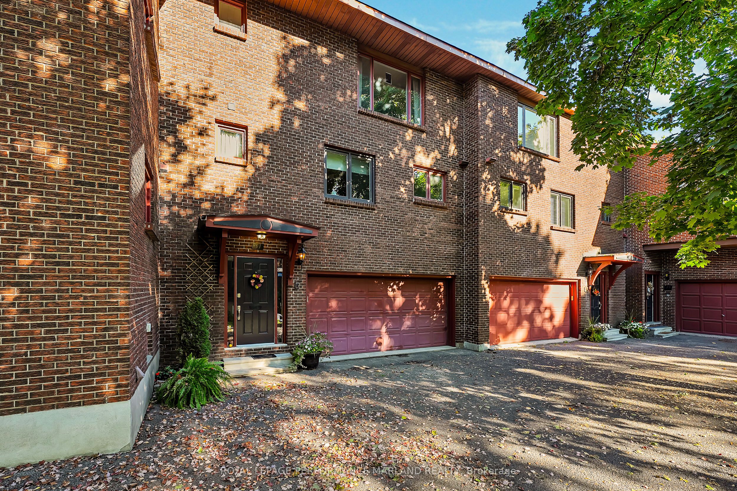 Additional image 2 of 31 Aylen Avenue, Ottawa, ON, K2A 3P6