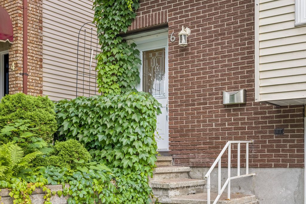 Additional image 4 of 6 Gillespie Crescent, Ottawa, ON, K1V 9X8