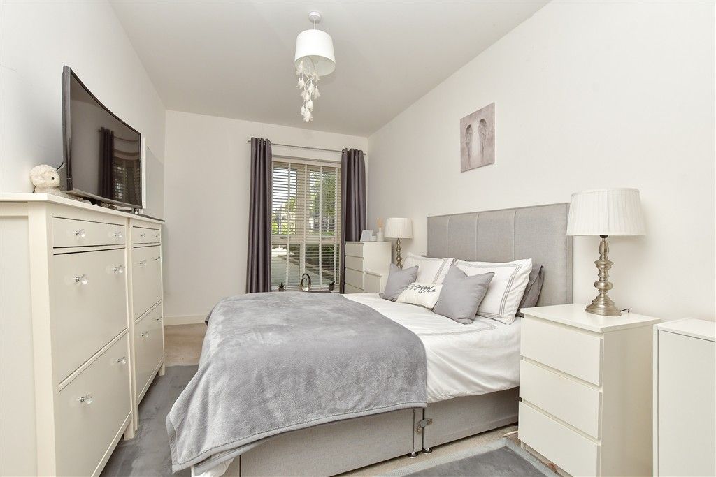Additional image 6 of 2 bed flat for saleCorys Road, Rochester, Kent ME1