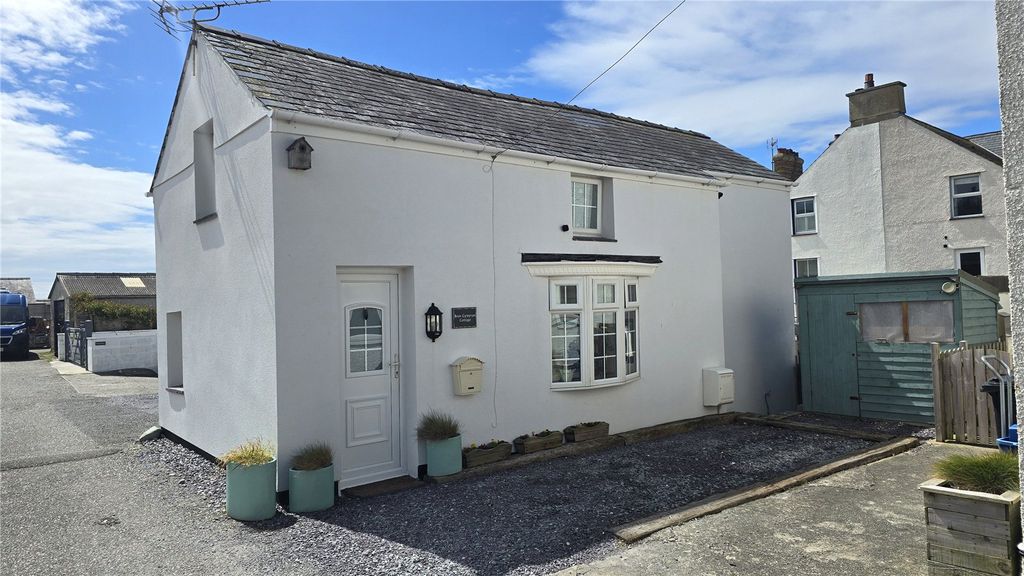 1 bed cottage for saleHigh Street, Rhosneigr, Isle Of Anglesey LL64