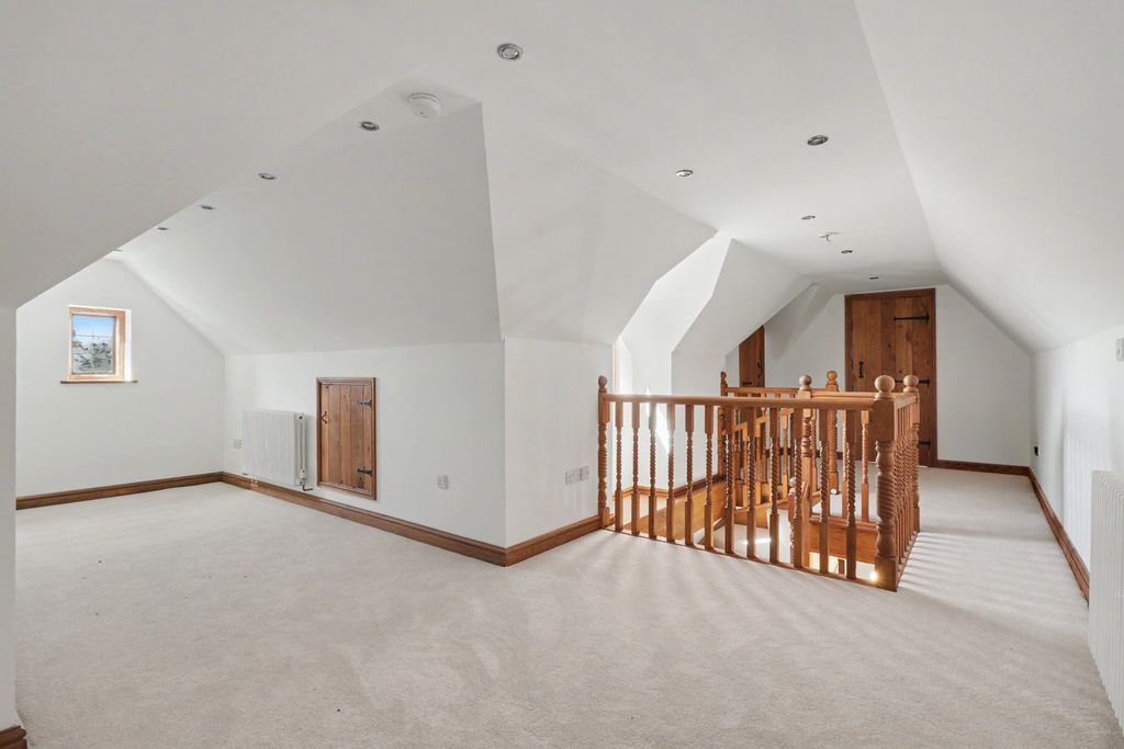 Additional image 34 of 5 bed detached house for saleShopland Hall Road, Rochford SS4