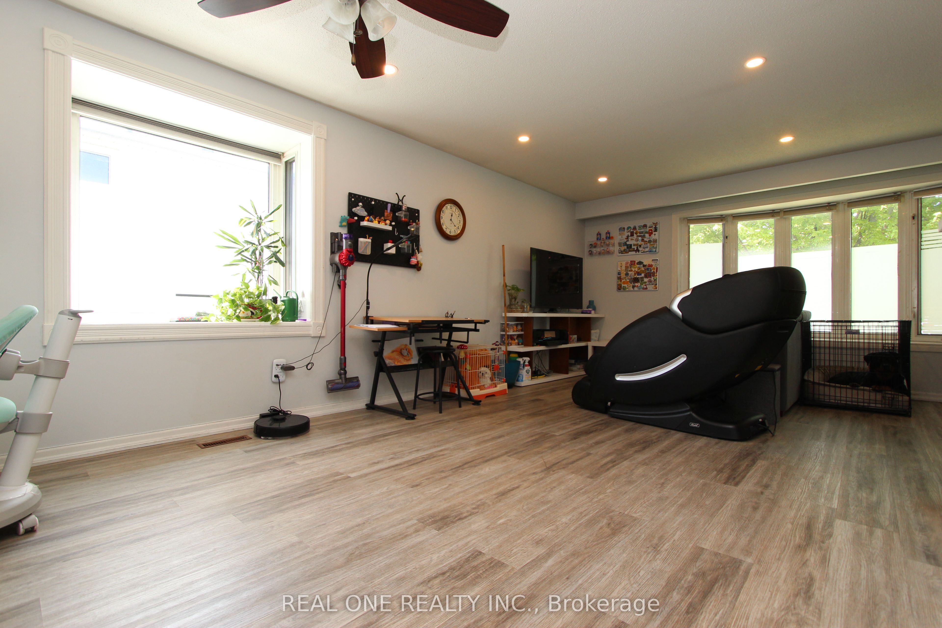 Additional image 4 of 25 Bigwin Drive, Aurora, ON, L4G 3C4