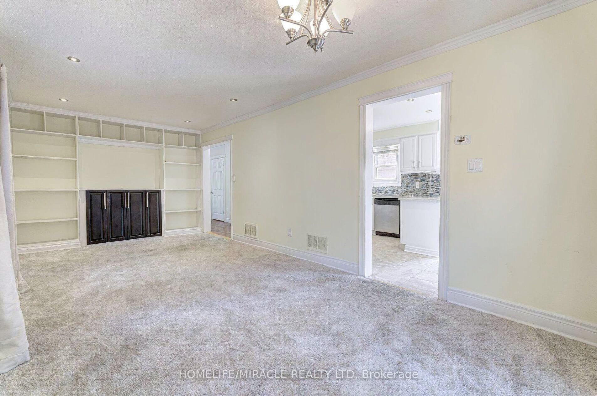 Additional image 6 of 45 Sunley Crescent, Brampton, ON, L6Y 5B8
