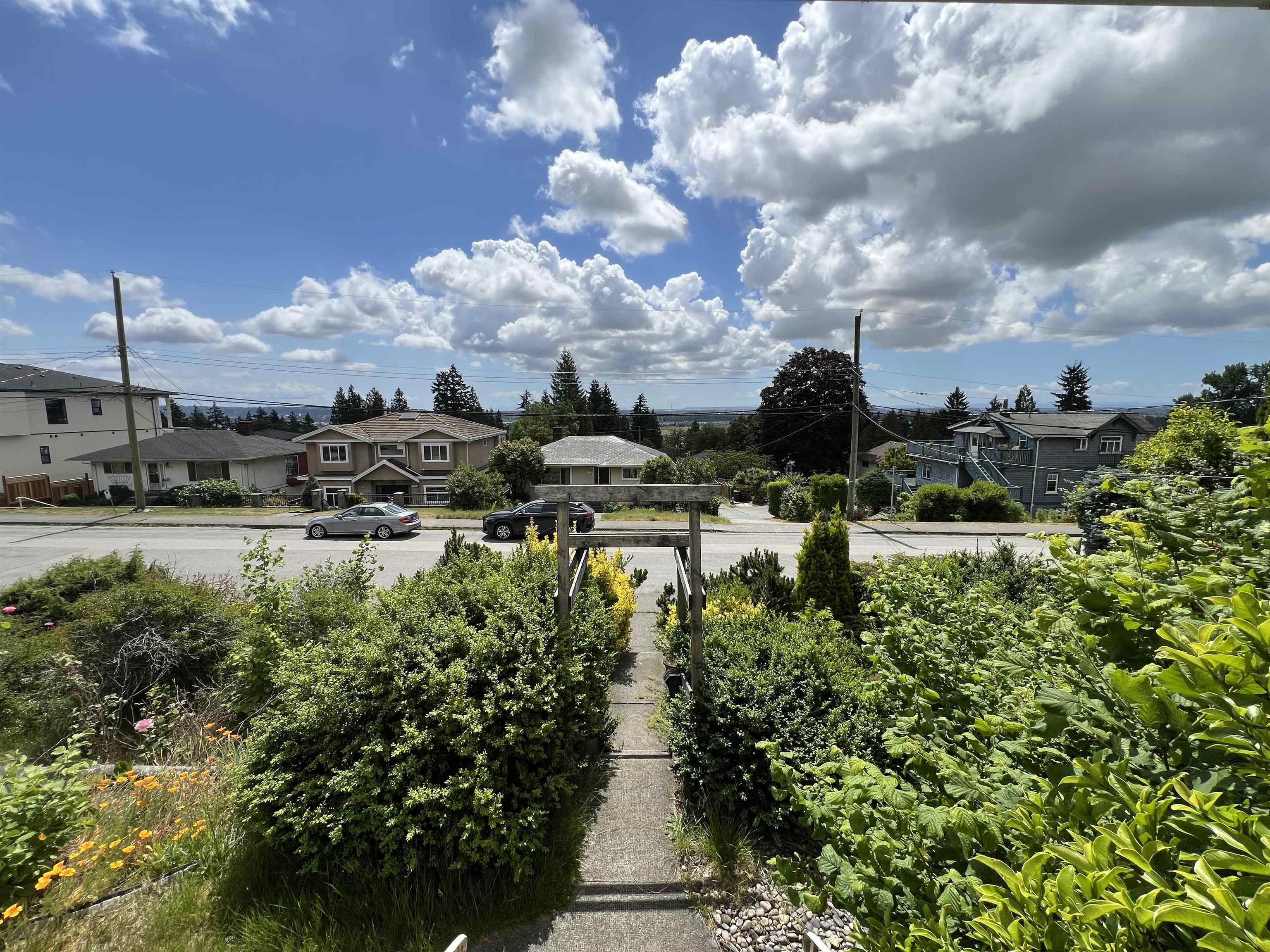 5941 Carson Street, Burnaby, BC, V5J 2Z8