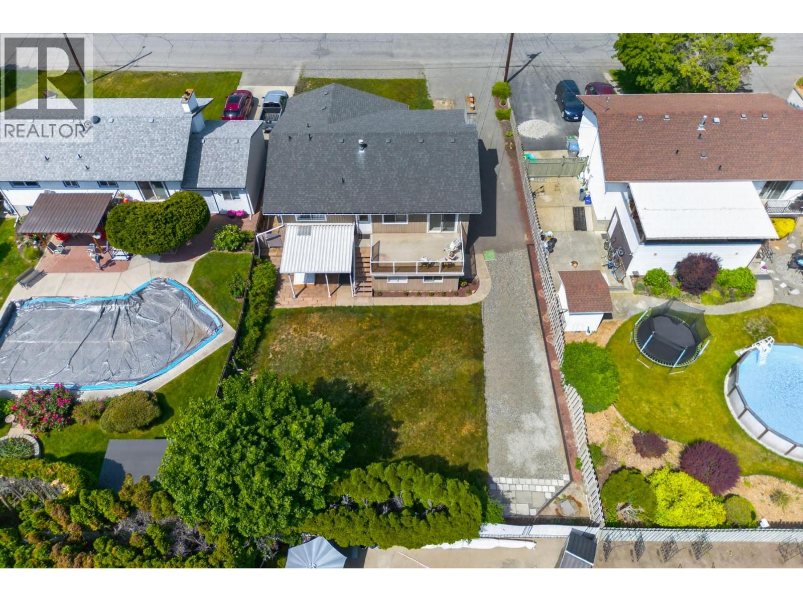 Additional image 2 of 2551 Parkcrest Avenue, Kamloops, BC, V2B4Y4