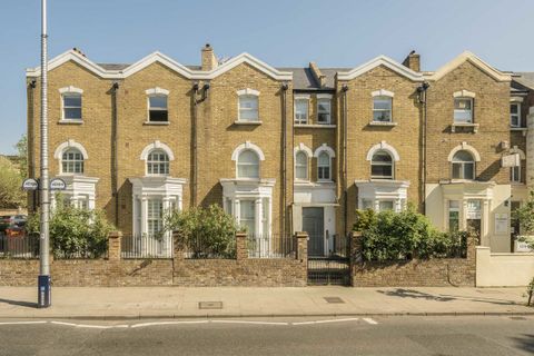 High Street, Acton W3, Studio to rent