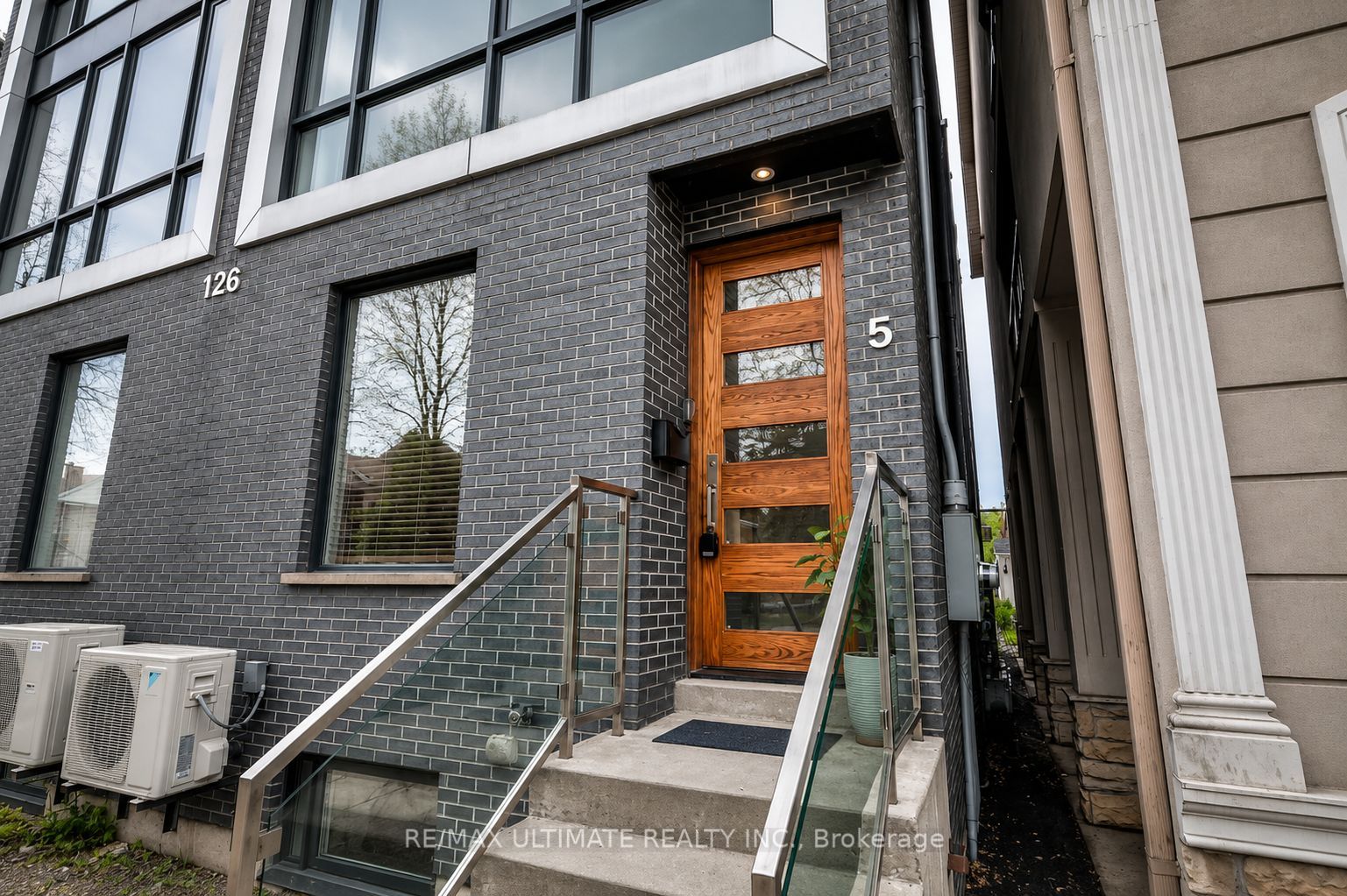 5-126 Spadina Road, Toronto, ON, M5R 2T8 photo 2