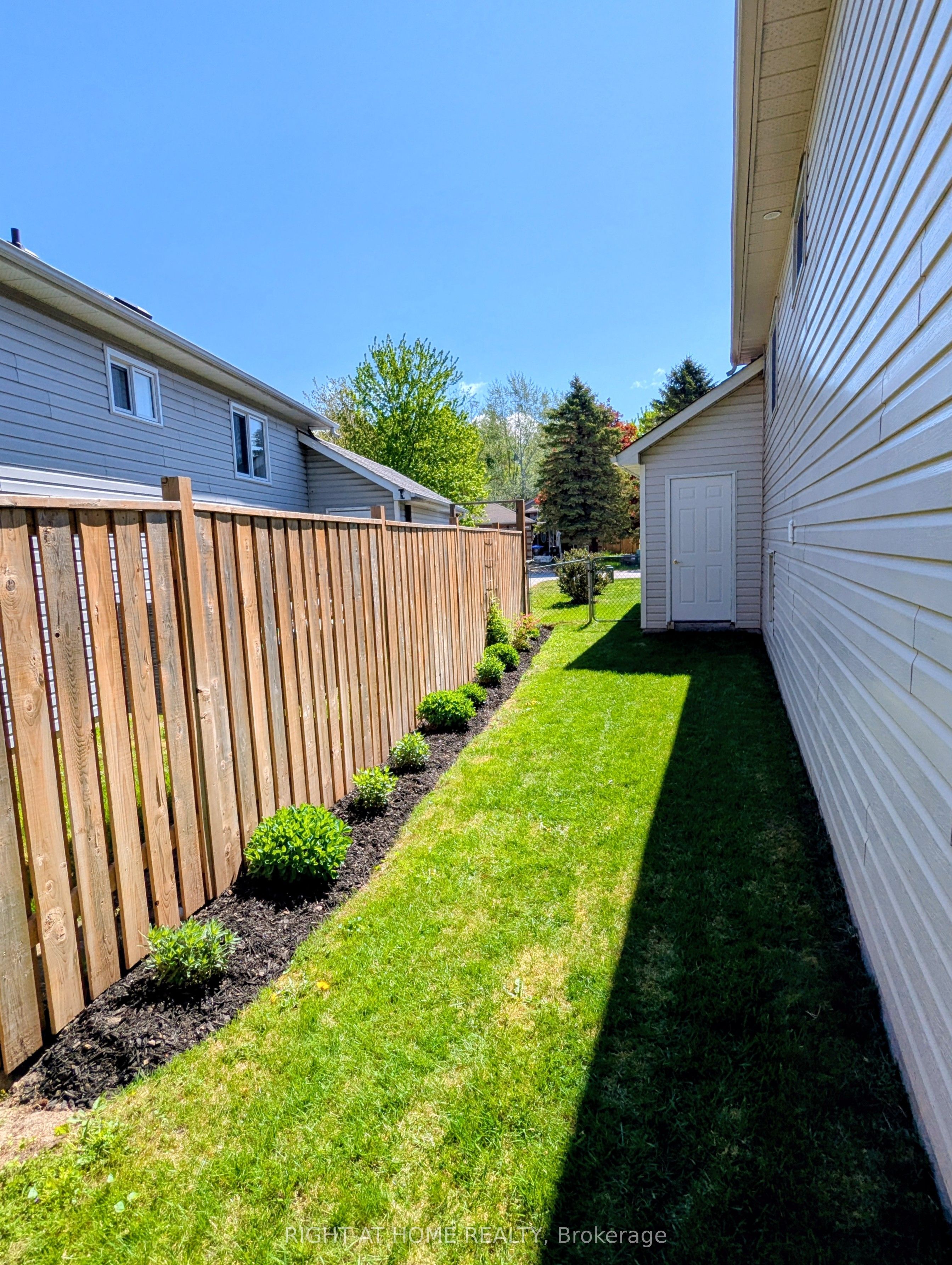 Additional image 6 of 22 Donald Crescent, Wasaga Beach, ON, L9Z 1E1