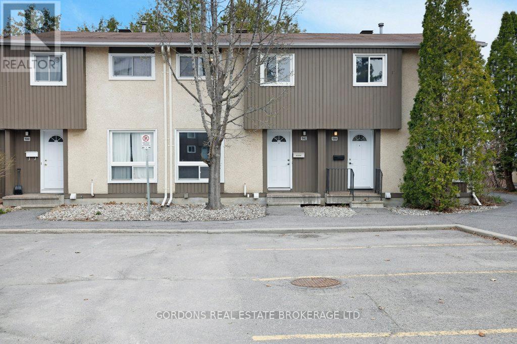 Additional image 2 of 1562 Lassiter Terrace, Ottawa, ON, K1J8N4