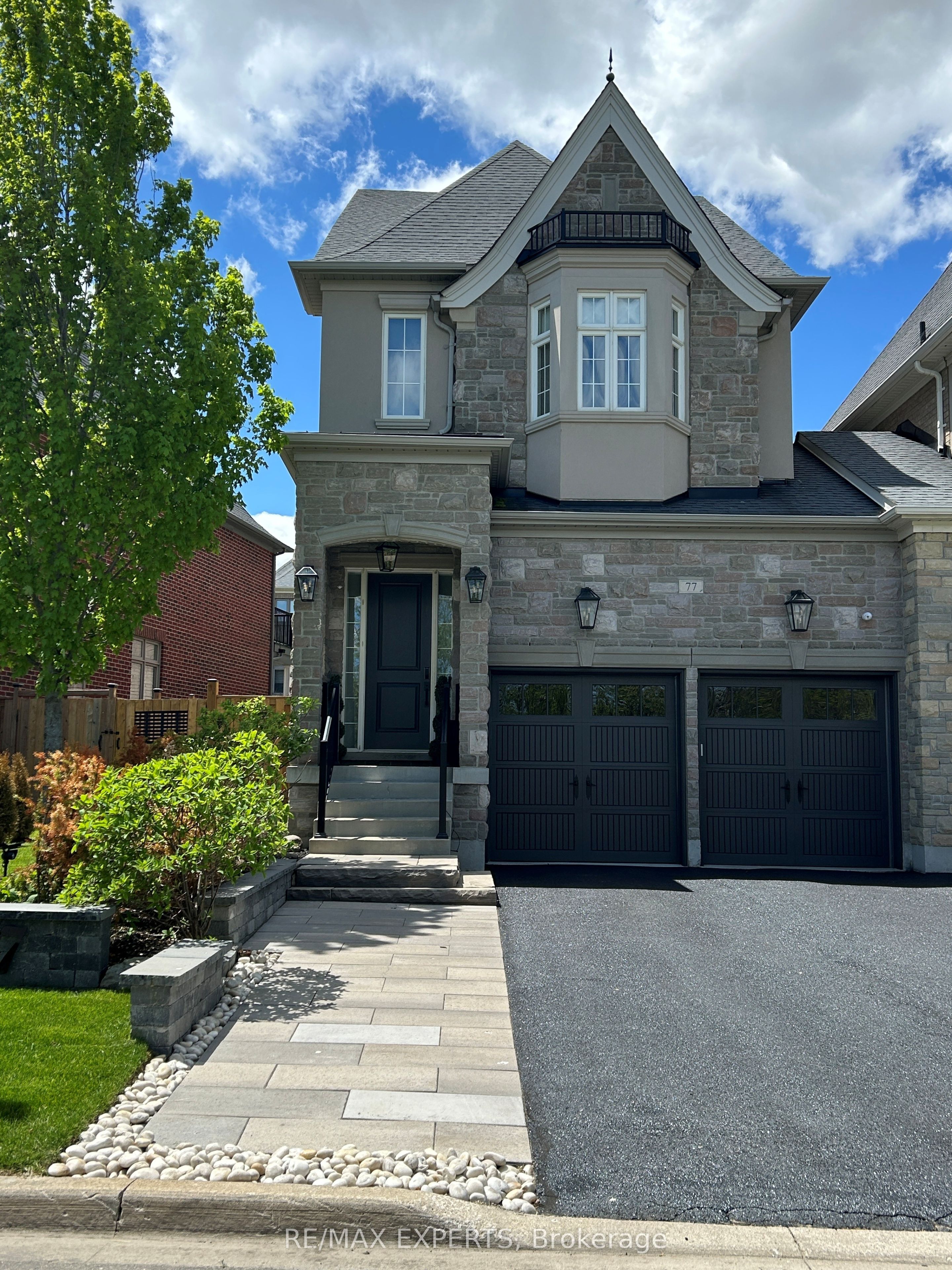 77 Robert Berry Crescent, King, ON, L7B 0M6