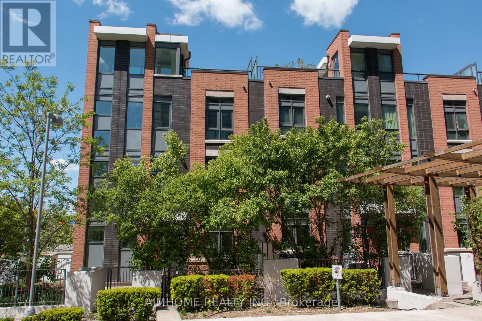 Additional image 4 of 120-26 Churchill Avenue, Toronto, ON, M2N0J3