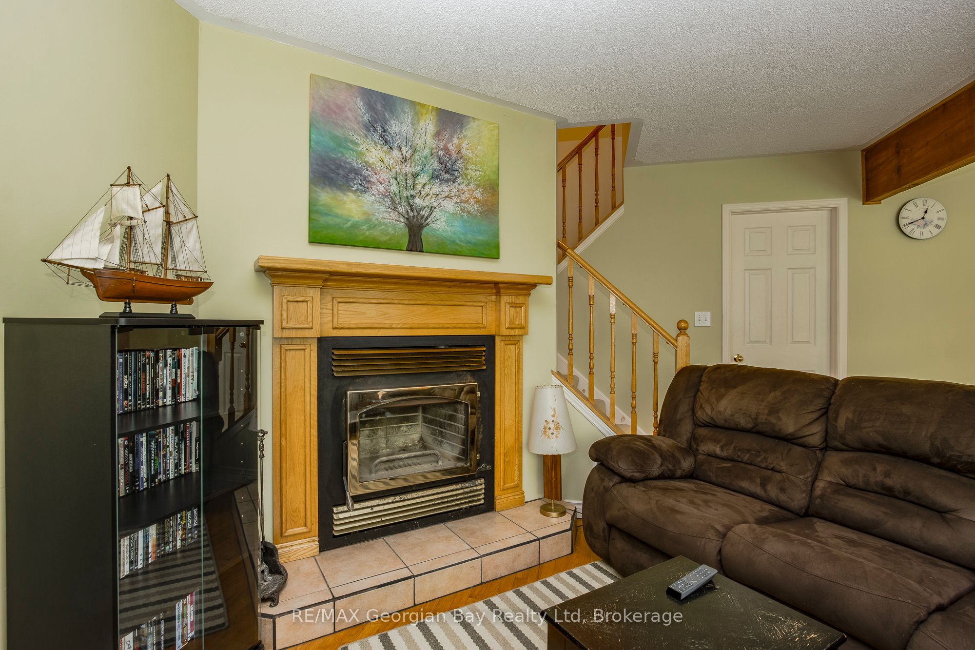 2 Ridout Court, Tiny, ON, L0L 2J0 photo 4