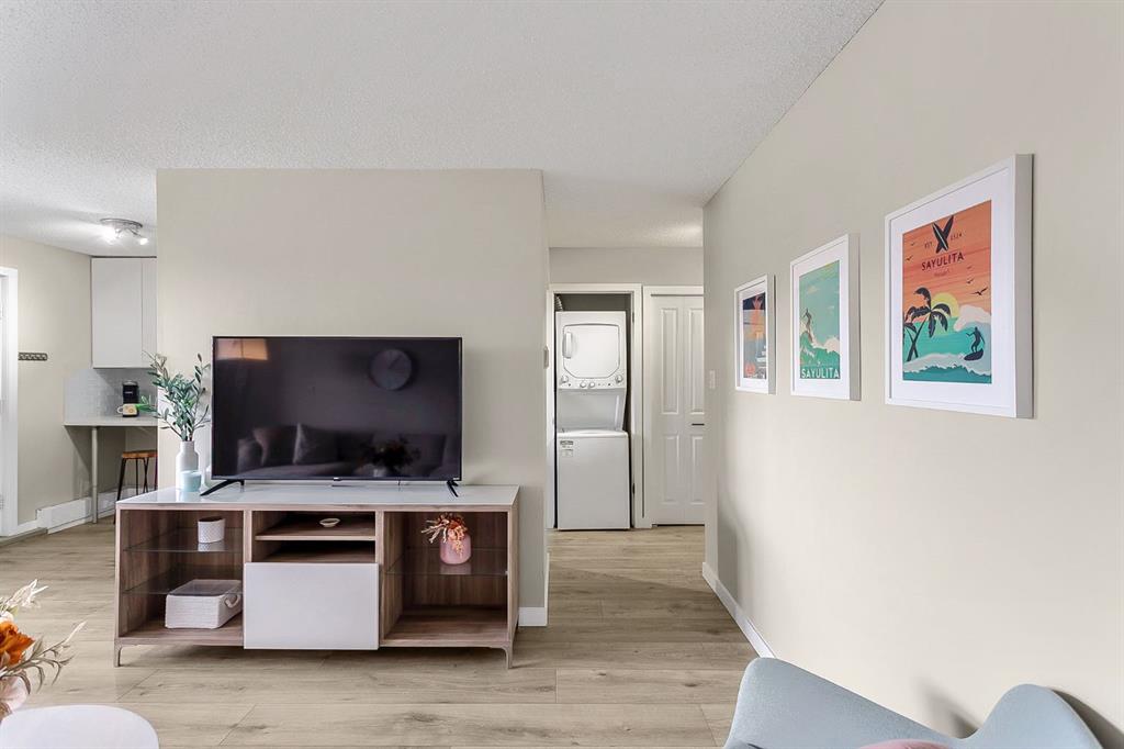 20-3519 49 Street NW, Calgary, AB, T3A 2C7 photo 4