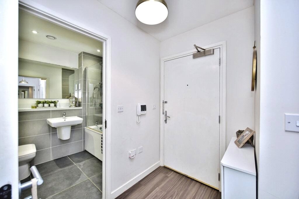 Additional image 6 of 2 bed flat for saleCorporation Street, Rochester, Kent ME1
