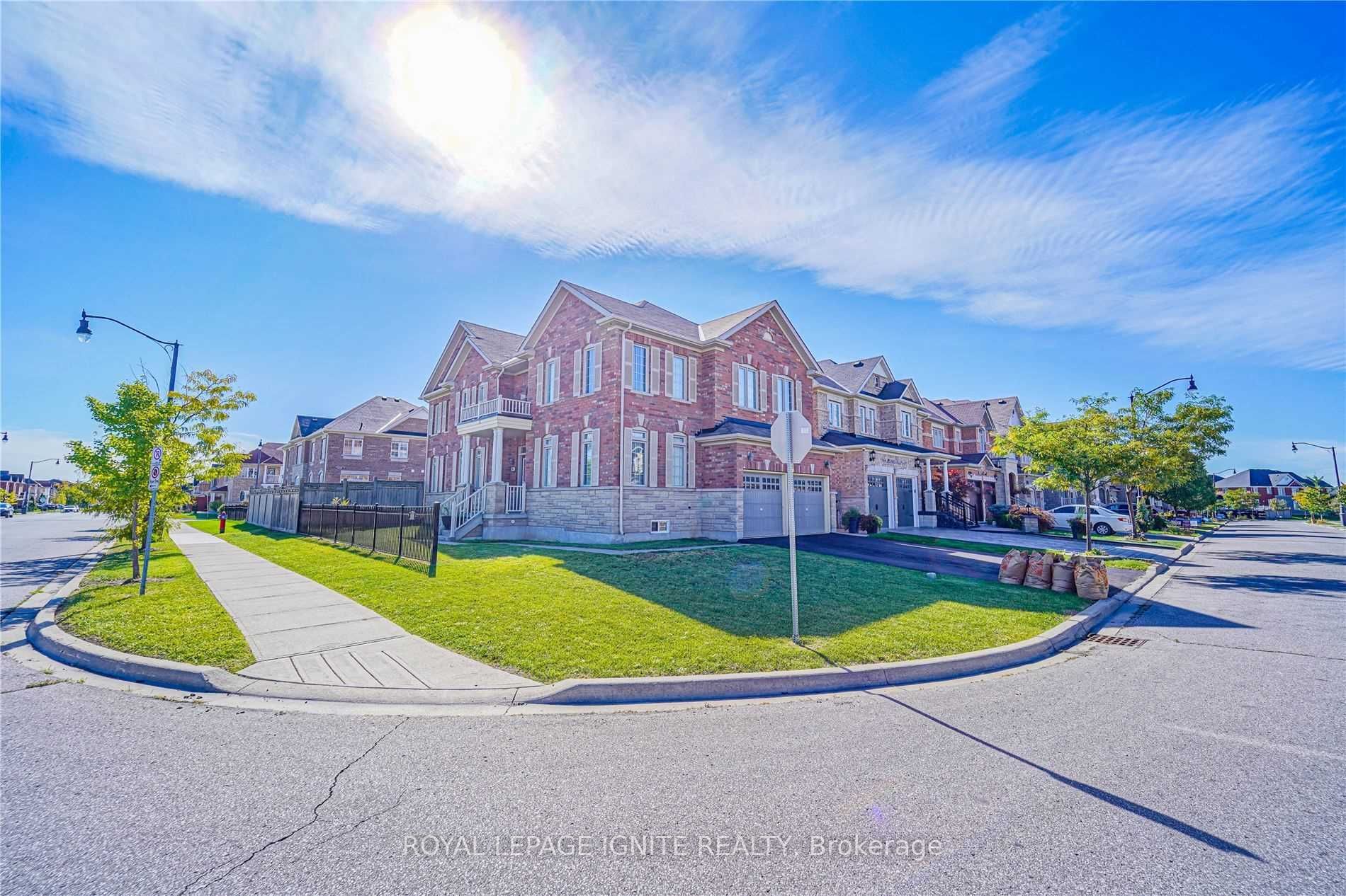 Upper-26 Ironshield Drive, Brampton, ON, L6P 3N4