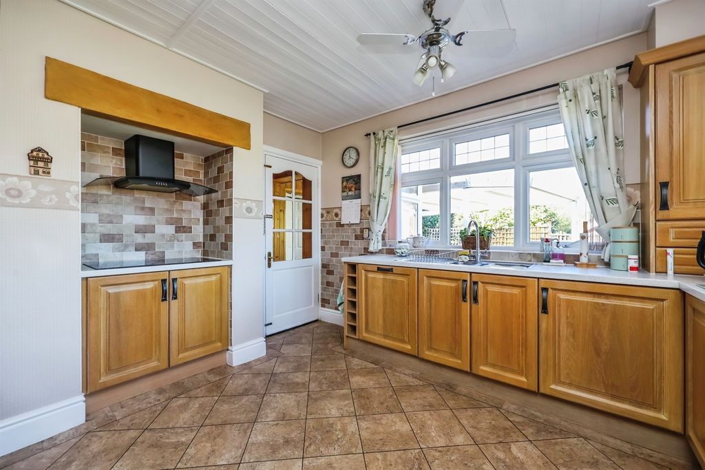 Additional image 4 of 2 bed detached house for saleSteam Mill Lane, Ripley DE5