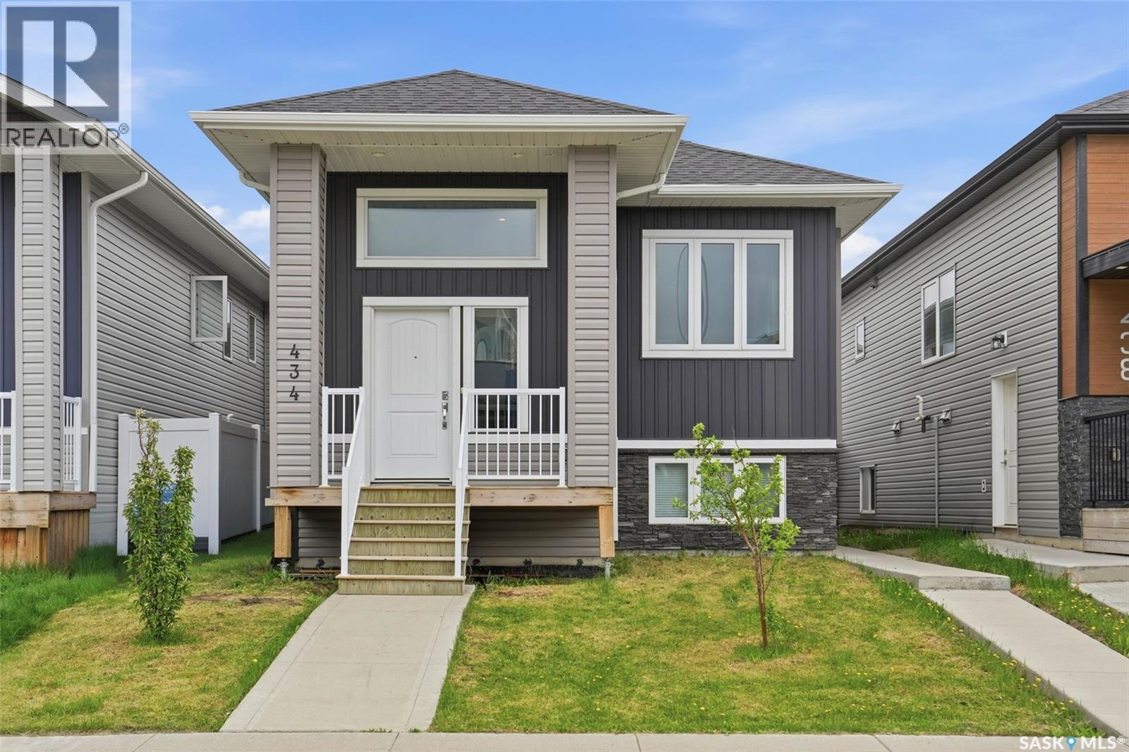 434 Mcarthur Crescent, Saskatoon, SK, S7L6Y3