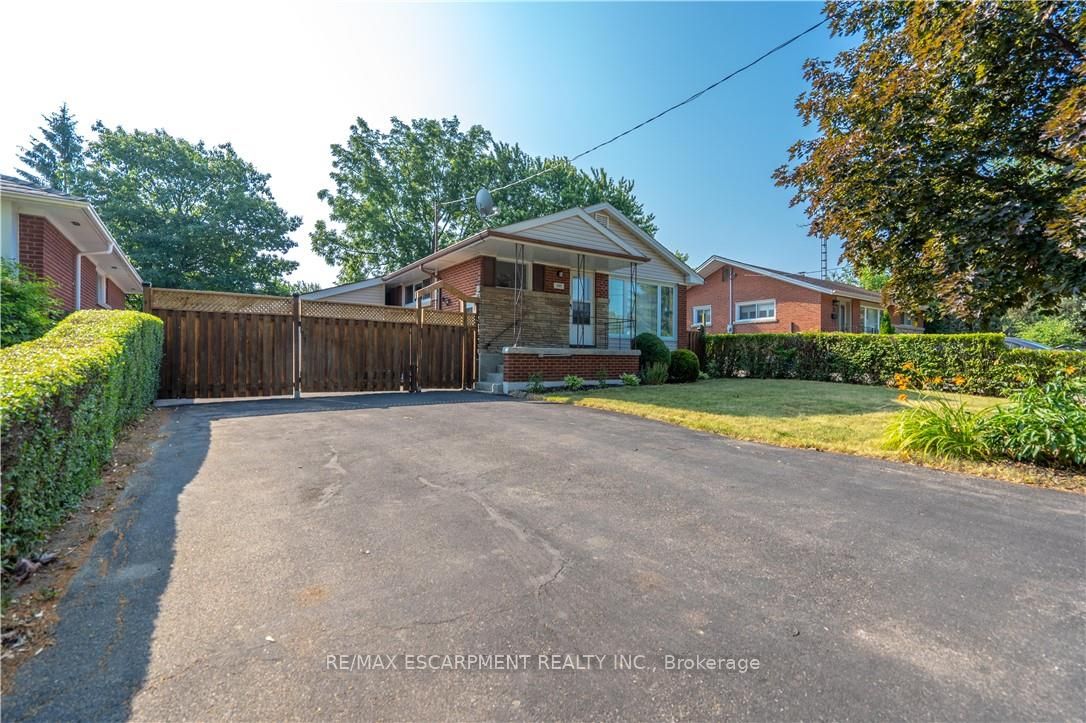 1-107 West 33rd Street, Hamilton, ON, L9C 5H9