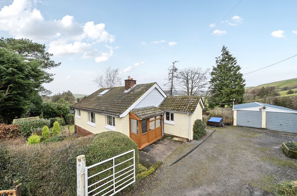 3 bed bungalow for saleBwlch-Y-Sarnau, Rhayader, Powys LD6