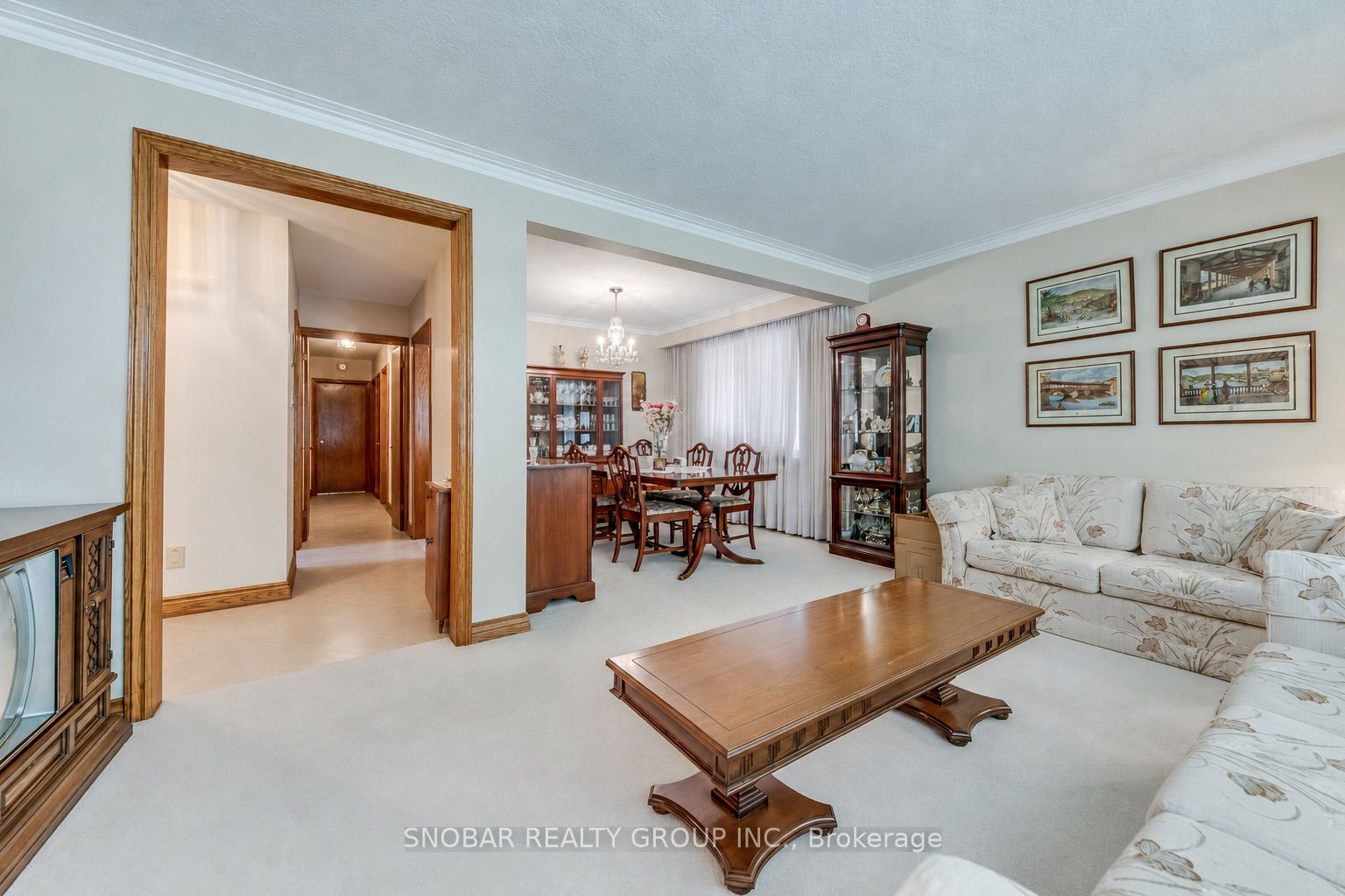 22 Norgrove Crescent, Toronto, ON, M9P 3C6 photo 5