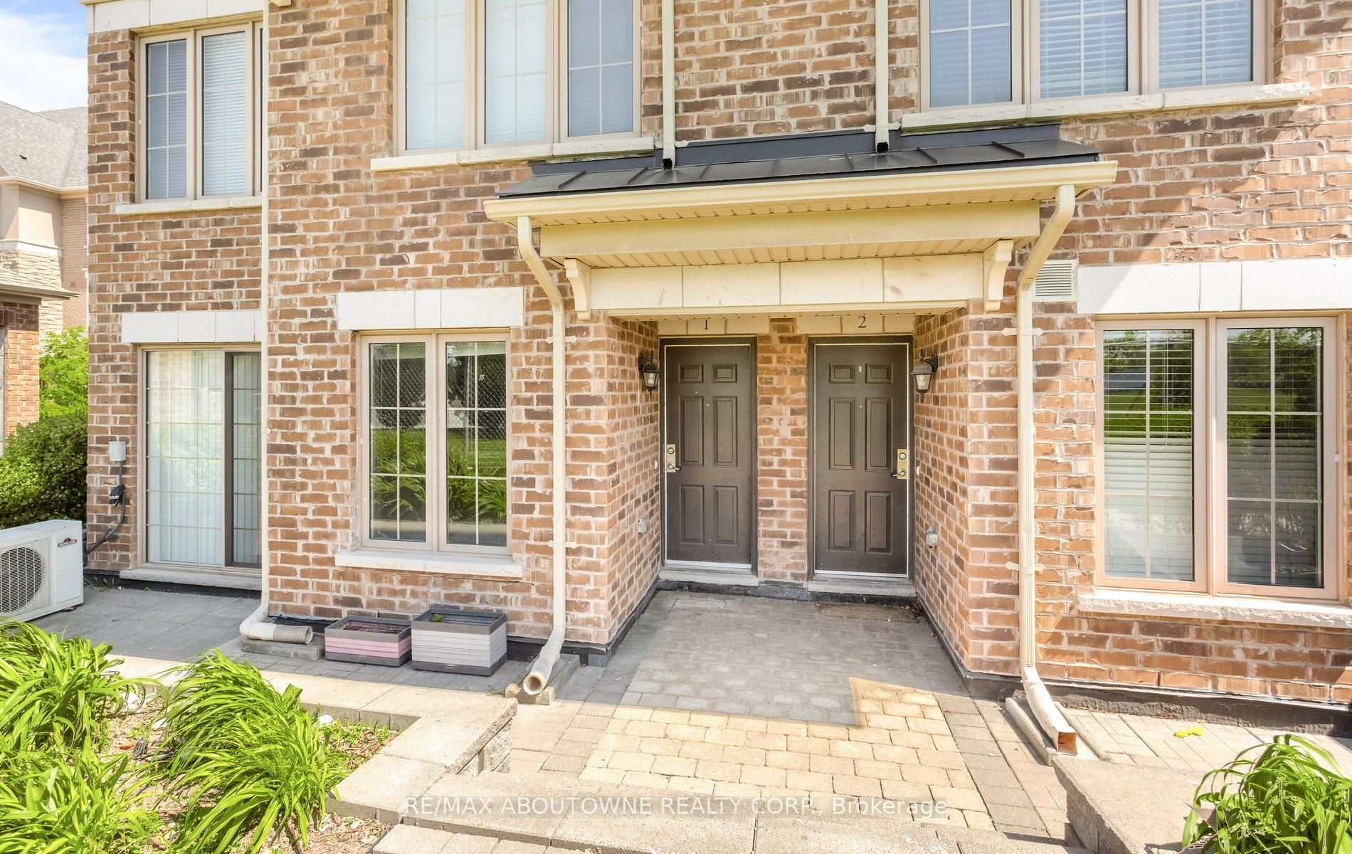1-2441 Greenwich Drive, Oakville, ON, L6M 0S3