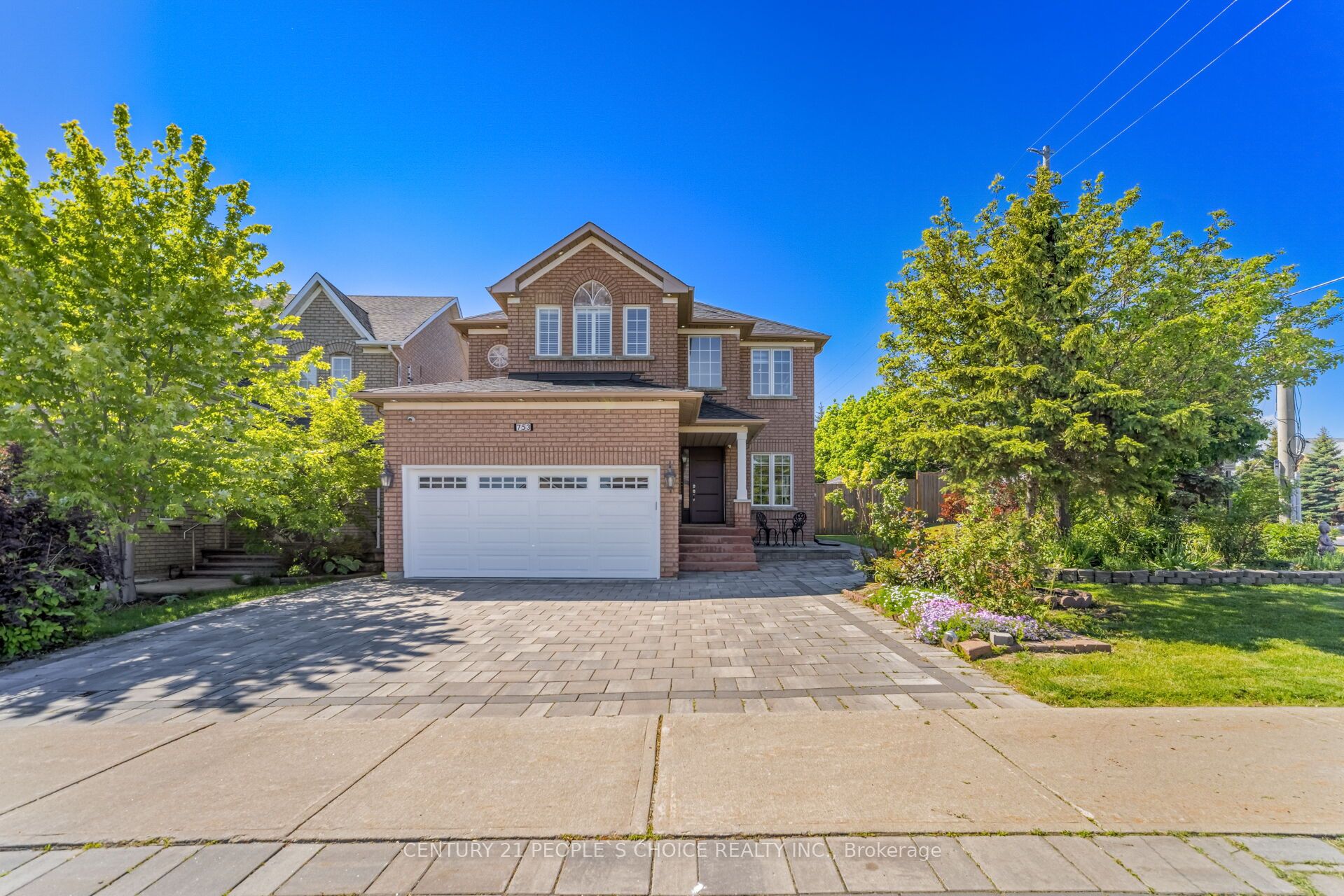 753 Envoy Drive, Mississauga, ON, L5W 1H3