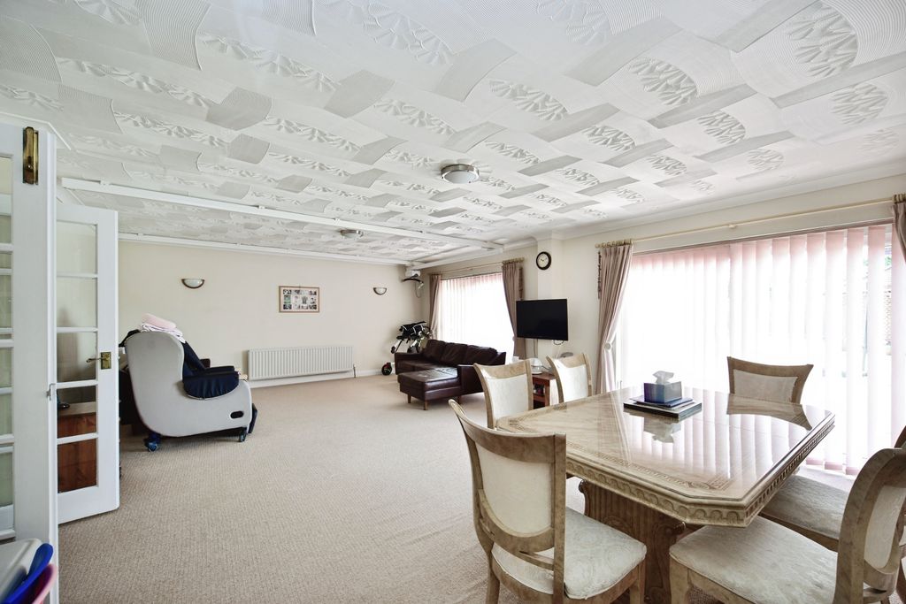 Additional image 10 of 4 bed detached bungalow for saleHigham Road, Rochester ME3