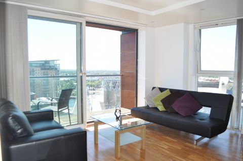 94 The Quays, Salford Quays, Salford M50