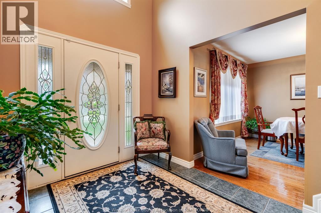 1239 Radcliff , Windsor, ON, N8P1P2 photo 3