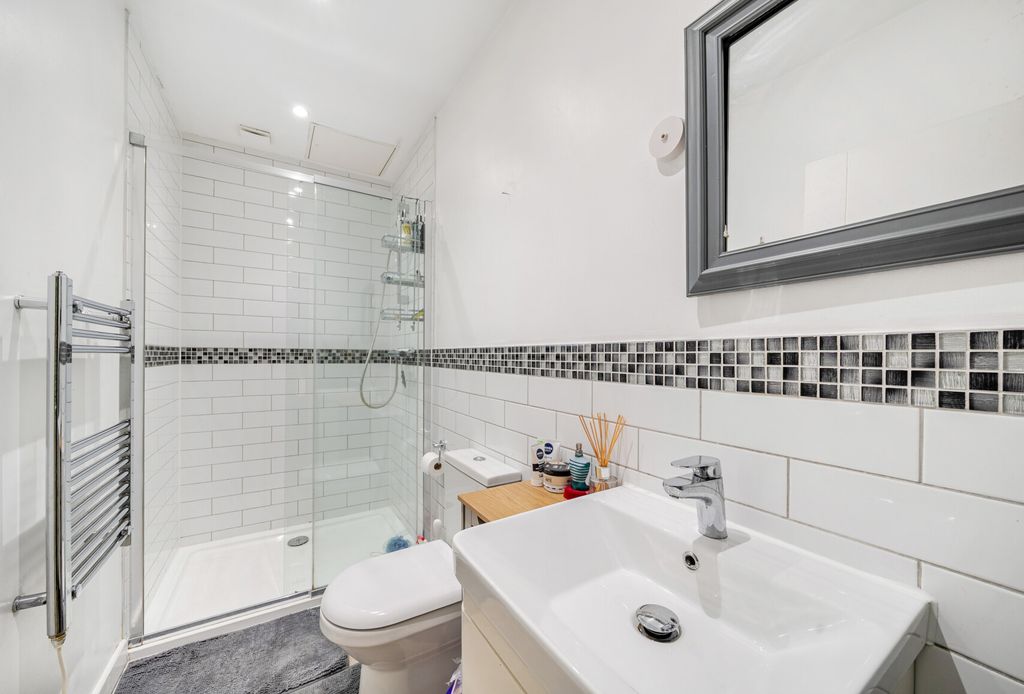 Additional image 13 of 1 bed flat for saleThe Island, Midsomer Norton, Radstock, Somerset BA3