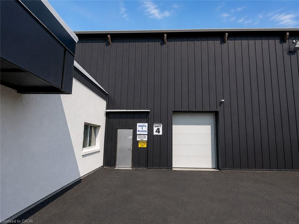 C4-4256 Carroll Avenue, Niagara Falls, ON, L2E 7J2
