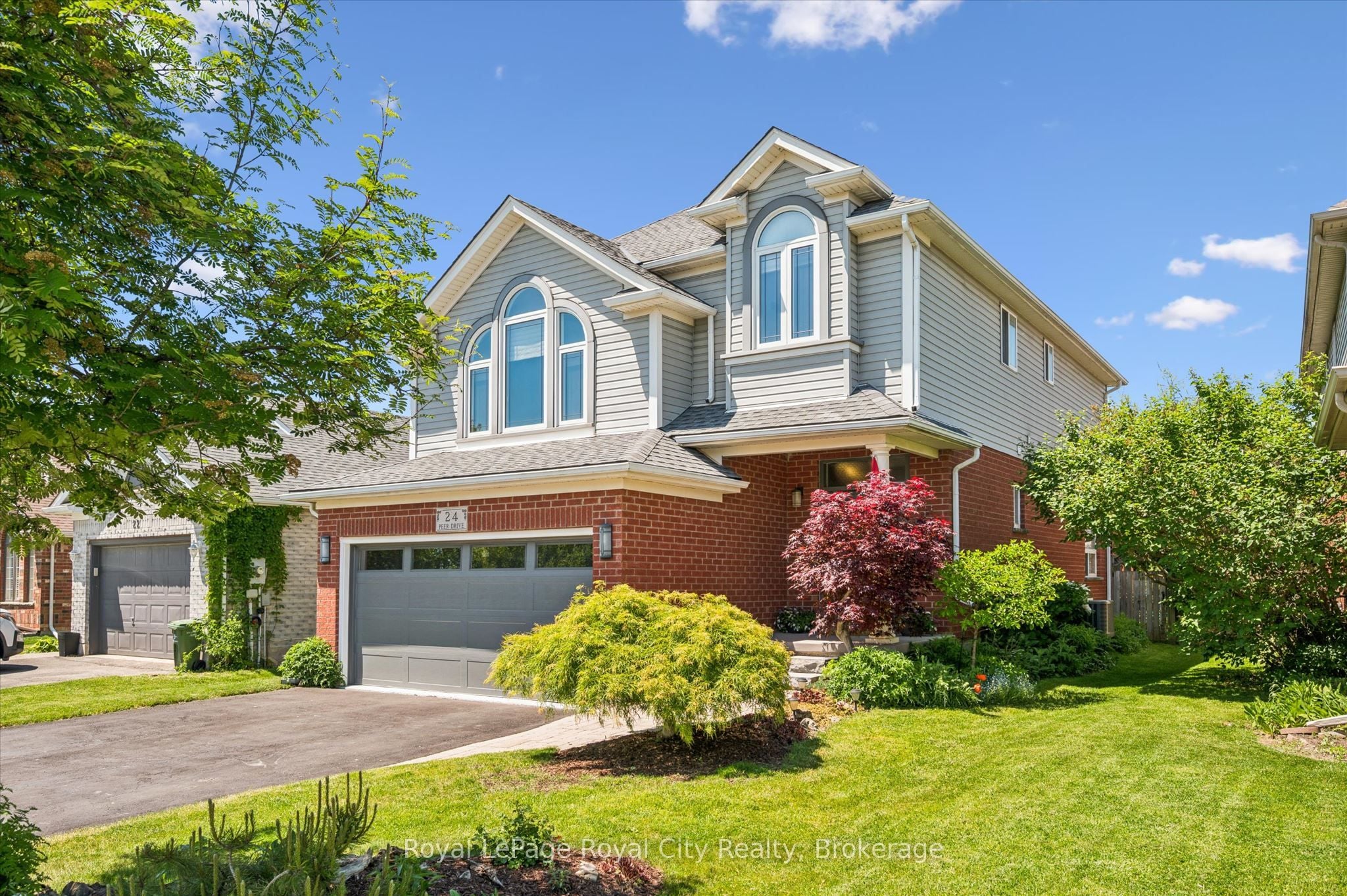 24 Peer Drive, Guelph, ON, N1C 1H1 photo 2