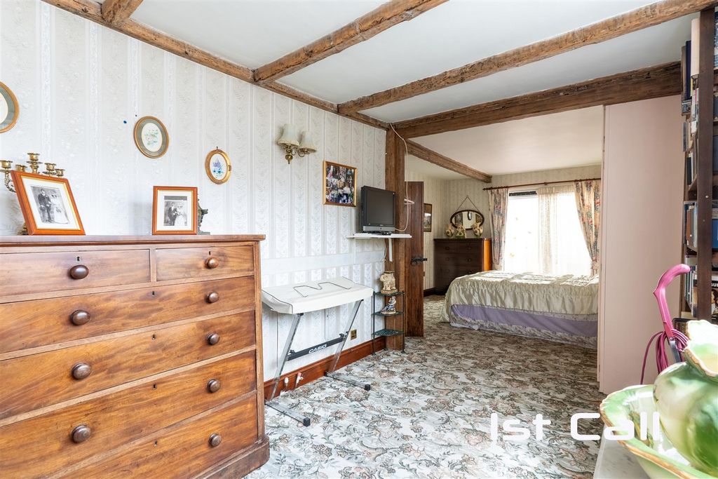 Additional image 9 of 2 bed detached bungalow for saleThe Chase, Rochford SS4
