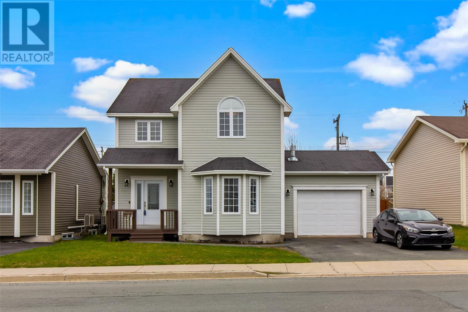 25 Teakwood Drive, St John's, NL, A1H1C6