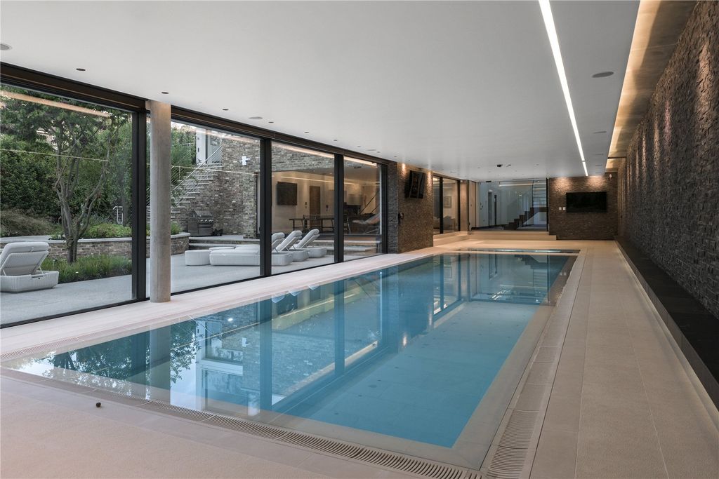 Additional image 27 of 7 bed detached house for saleThe Warren, Radlett, Hertfordshire WD7