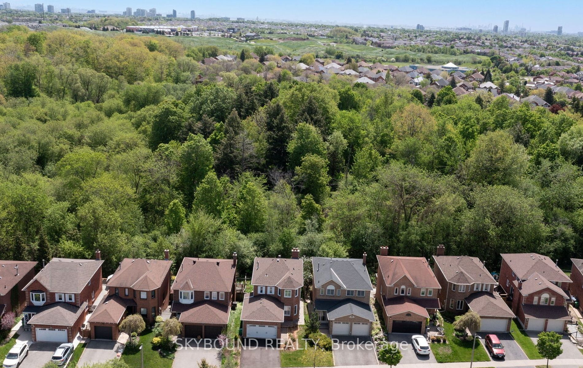 21 Pinellas Drive, Brampton, ON, L6Z 3C1