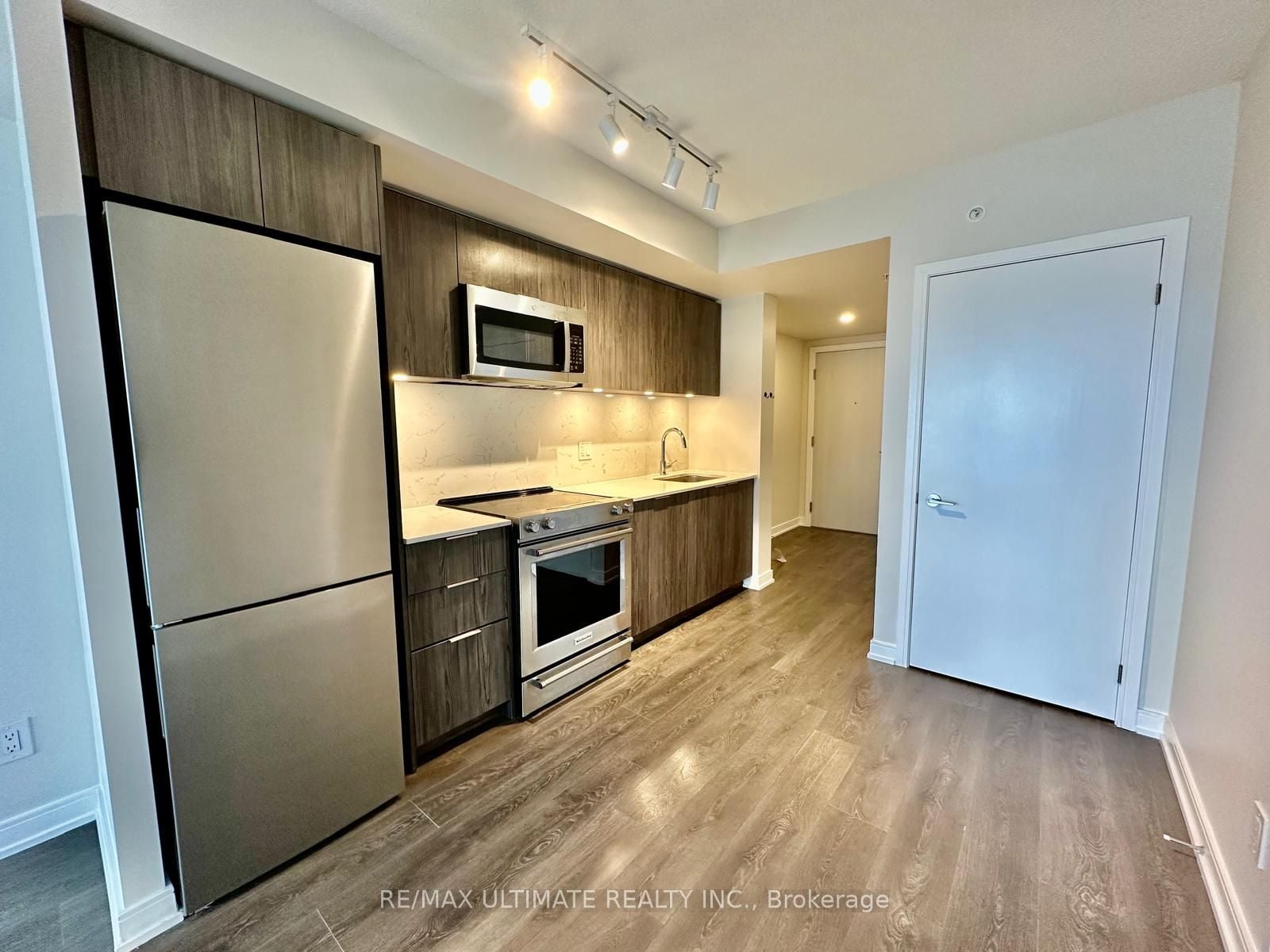 Additional image 4 of 1611-30 Samuel Wood Way, Toronto, ON, M9B 0C9