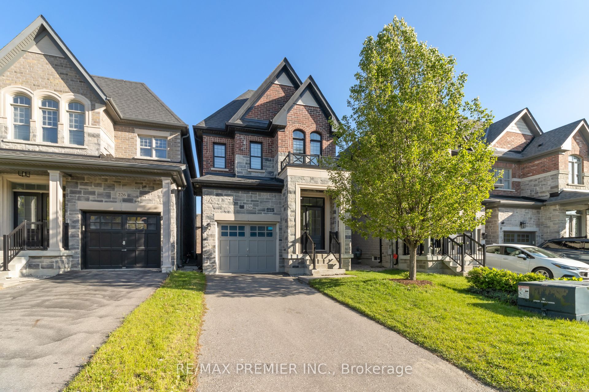 230 Cranbrook Crescent, Vaughan, ON, L4H 4K9