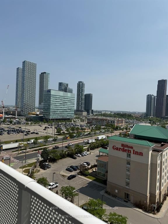 1207-28 Interchange Way, Vaughan, ON, L4K 0P8 photo 4