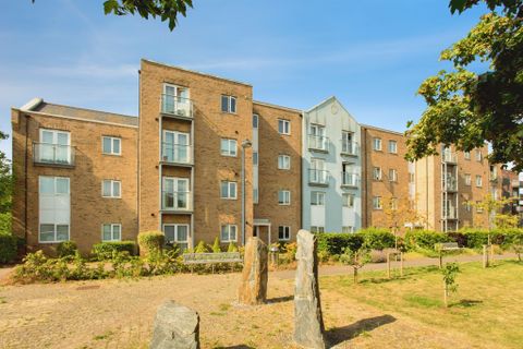 Engledow Drive, Cambridge CB4