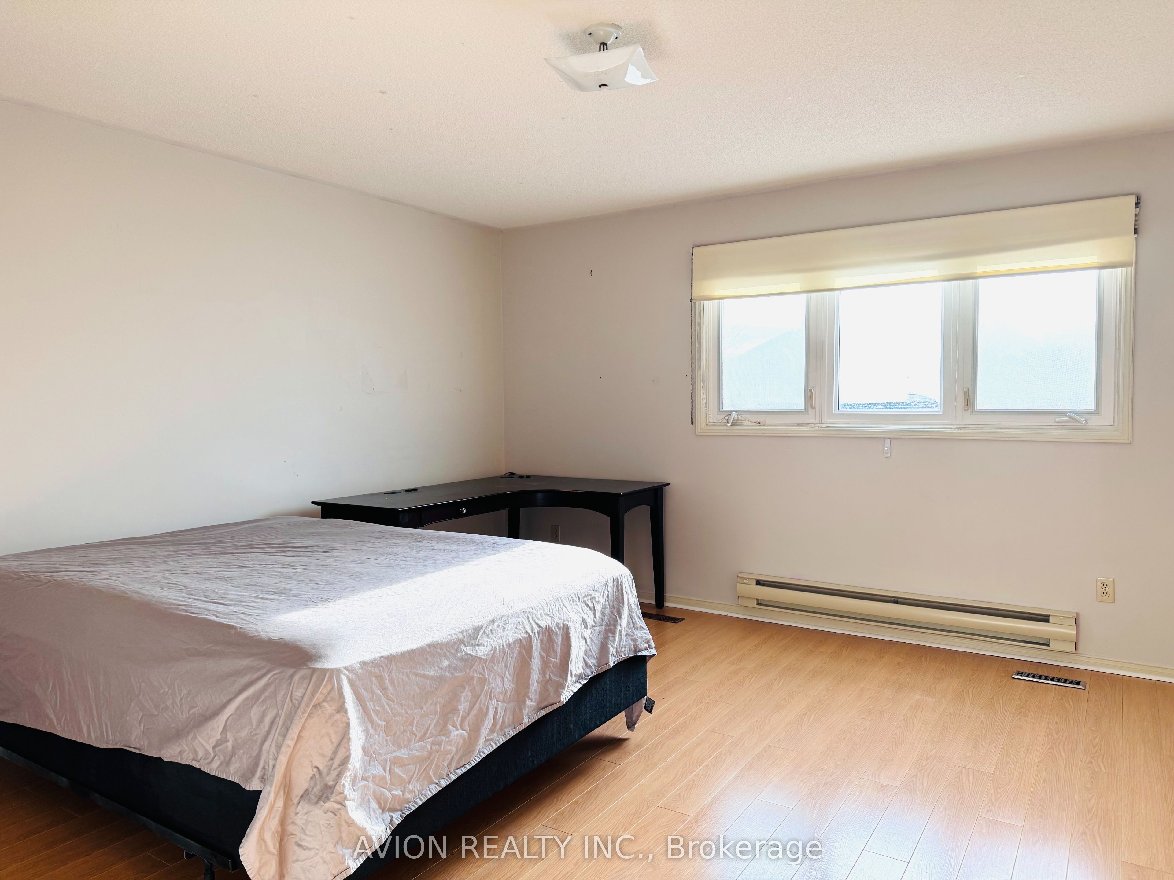 Room A-15 Cantertrot Court, Vaughan, ON, L4J 7X7 photo 2